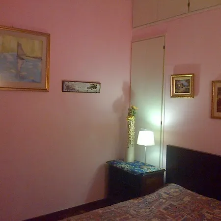 بيت شباب Hard Rock *